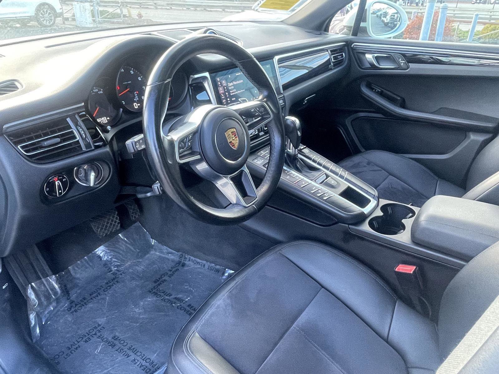 Used 2021 Porsche Macan image 10