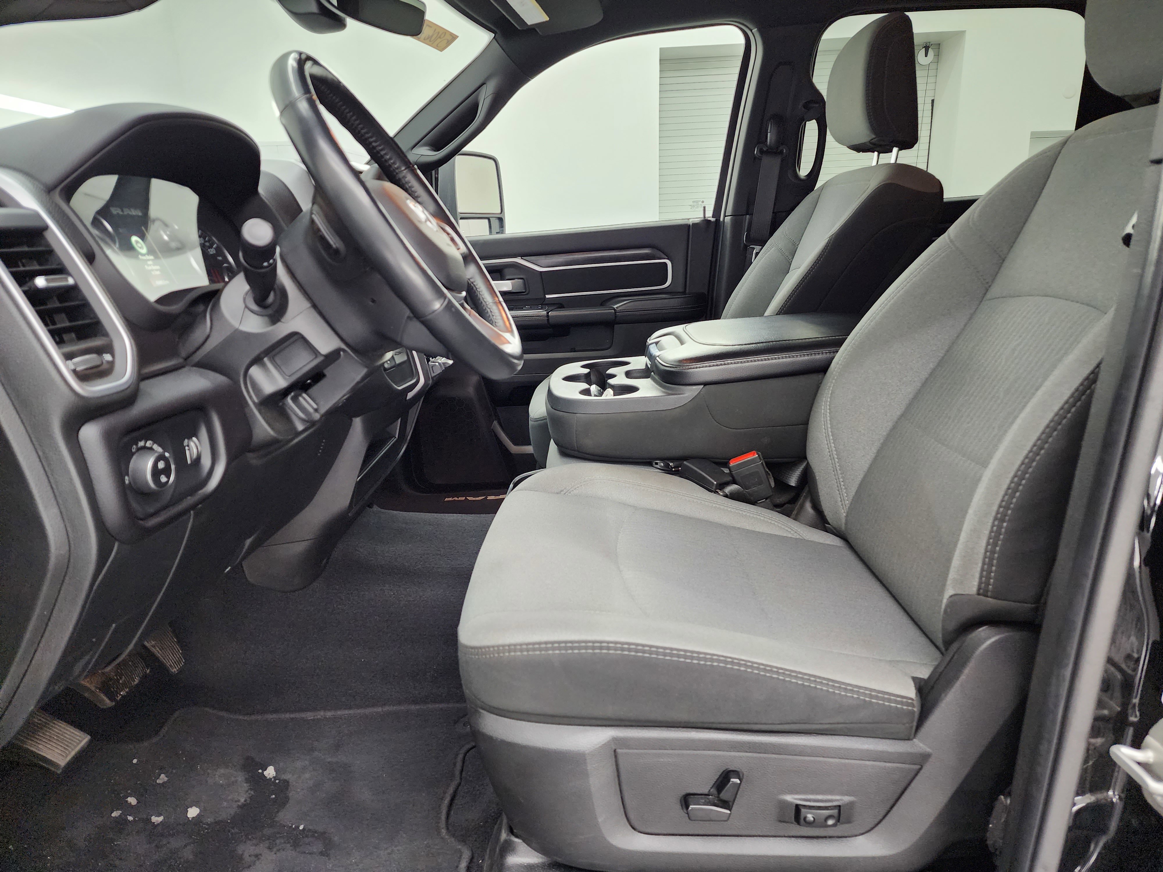 Used 2024 RAM 2500 Big Horn image 8