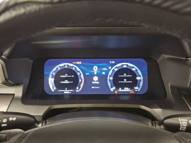 Certified 2025 Toyota Tacoma TRD Off-Road AWD/4WD image 21