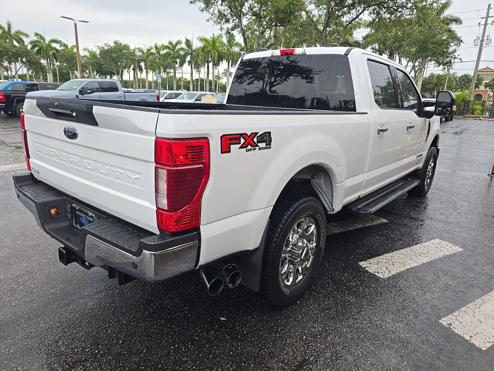Used 2022 Ford F250 Lariat w/ Lariat Ultimate Package AWD/4WD image 4