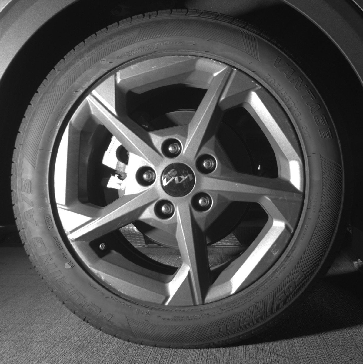 Used 2025 Kia K4 LXS image 15