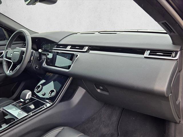 Used 2023 Land Rover Range Rover Velar R-Dynamic S image 21