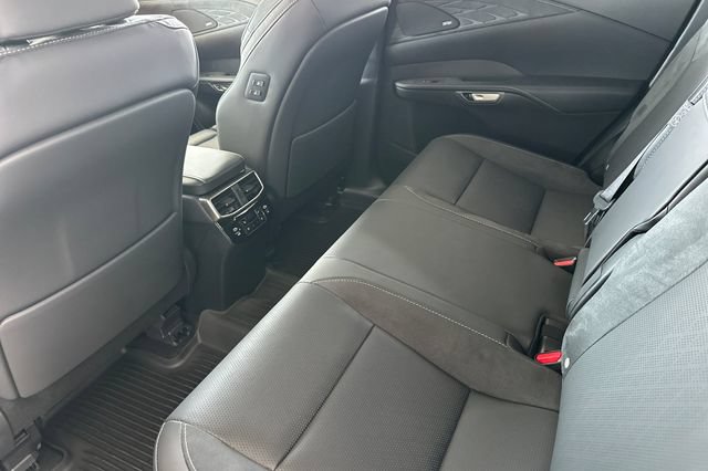 New 2026 Lexus RX 450h AWD image 10