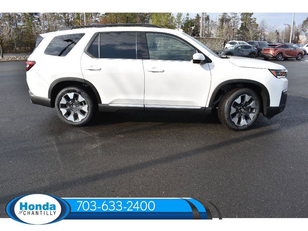 New 2026 Honda Pilot Touring image 8