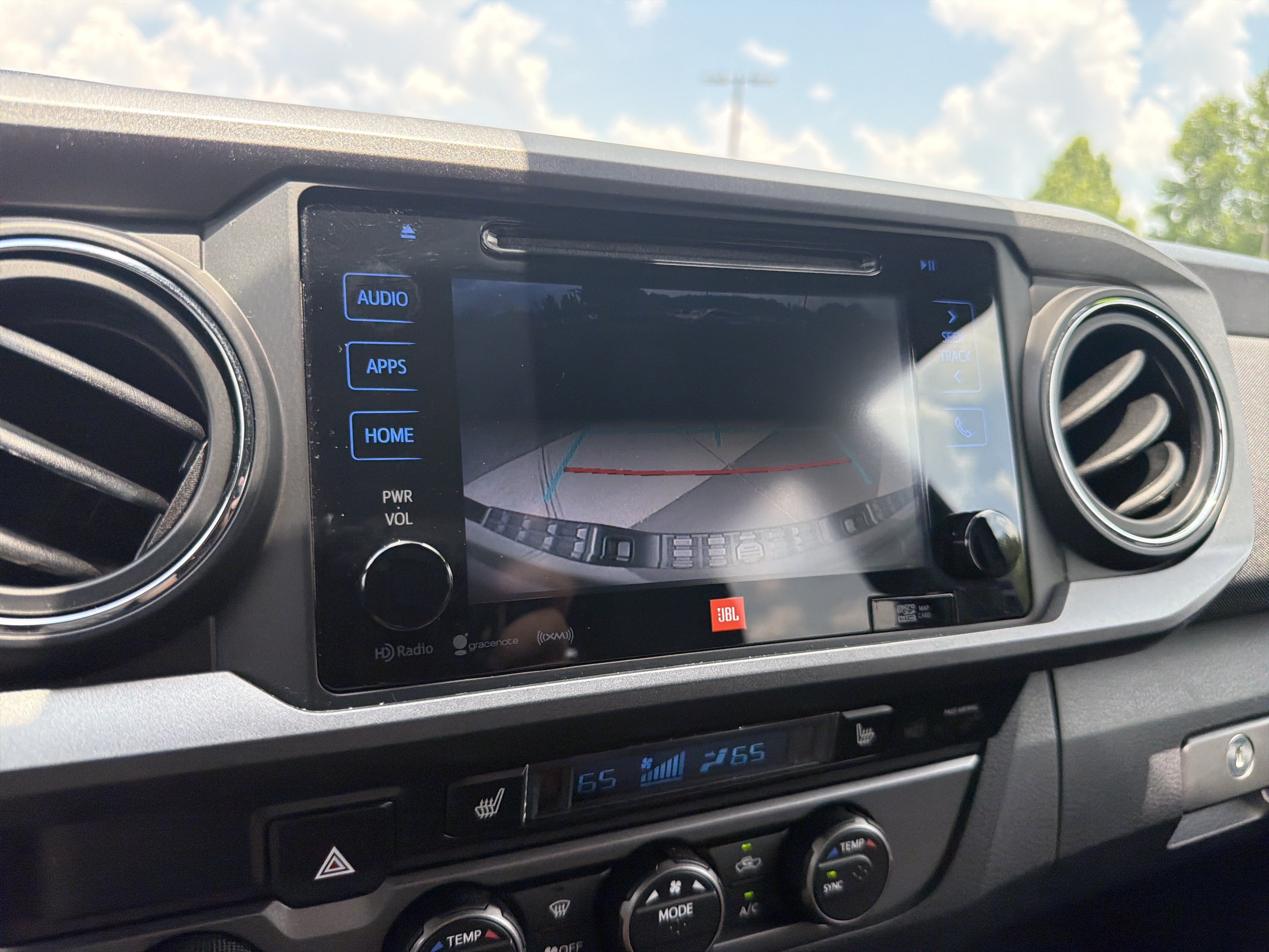 Used 2019 Toyota Tacoma TRD Off-Road AWD/4WD image 6