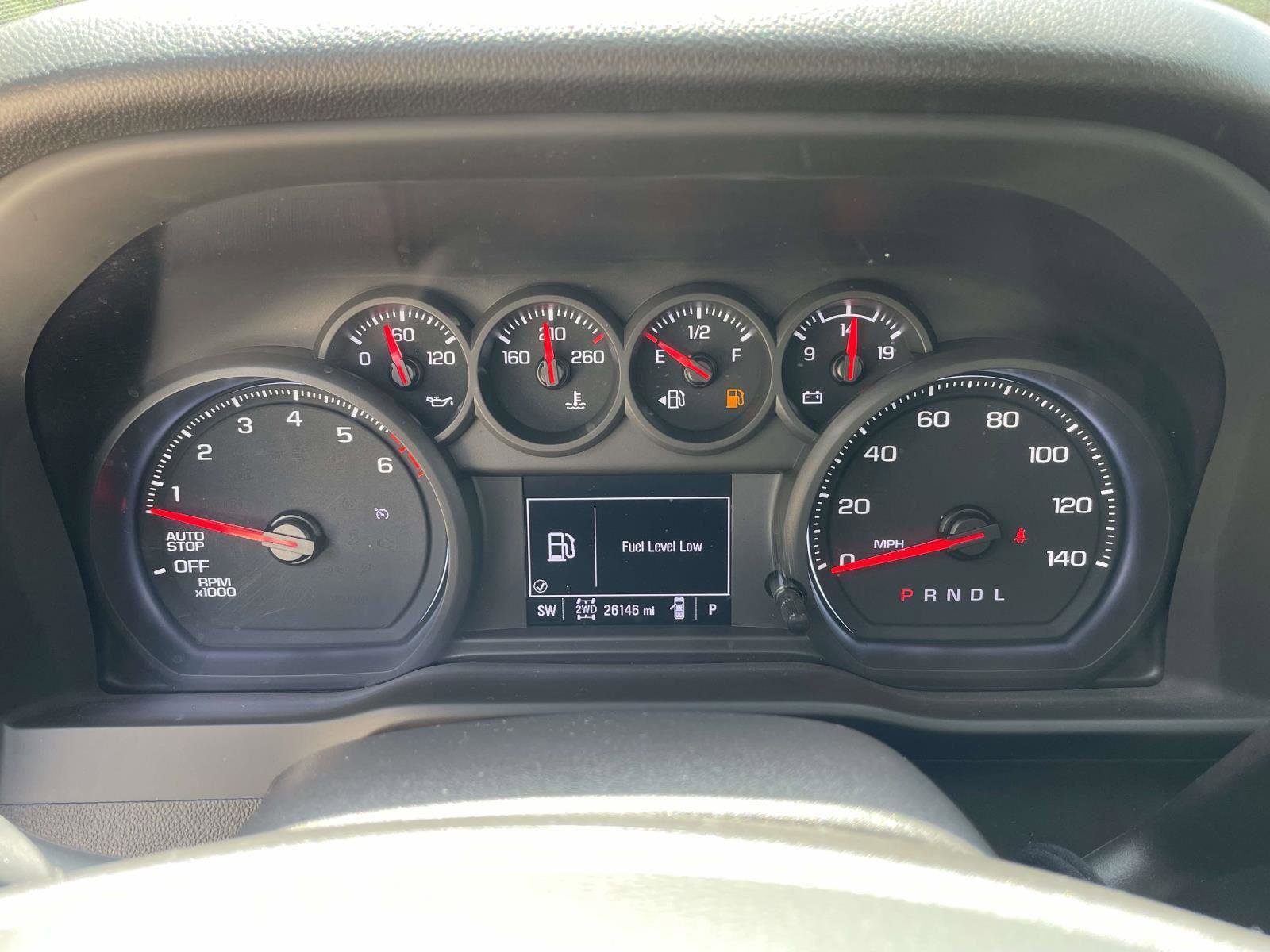 Used 2023 Chevrolet Silverado 1500 Custom Trail Boss w/ Realtree Special Edition image 9