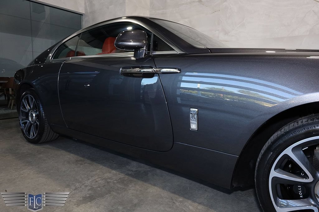 Used 2019 Rolls-Royce Wraith RWD image 9