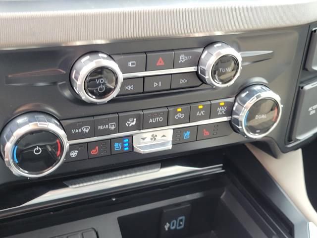 New 2026 Ford F350 4x4 Crew Cab Super Duty image 33