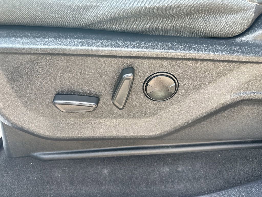 Used 2023 Ford F150 XLT w/ Equipment Group 302A High image 17