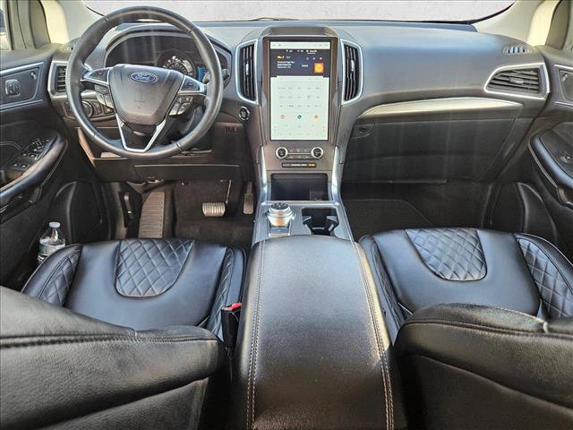 Used 2024 Ford Edge Titanium AWD/4WD image 16