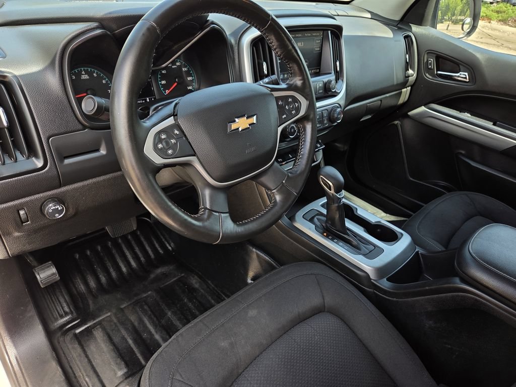 Used 2022 Chevrolet Colorado LT w/ Fleet Safety Package RWD image 13