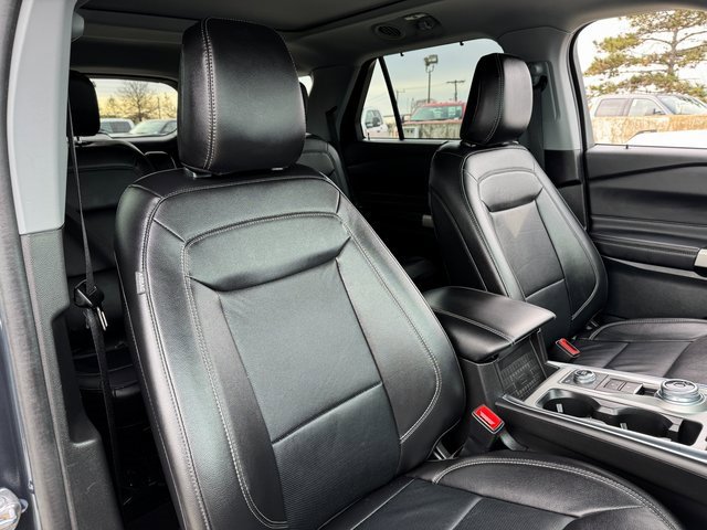 Certified 2023 Ford Explorer Limited w/ Limited Technology Package image 21