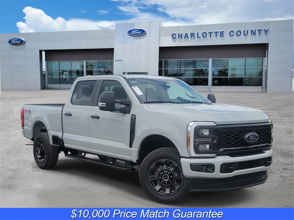 New 2026 Ford F250 4x4 Crew Cab Super Duty 360° Tour