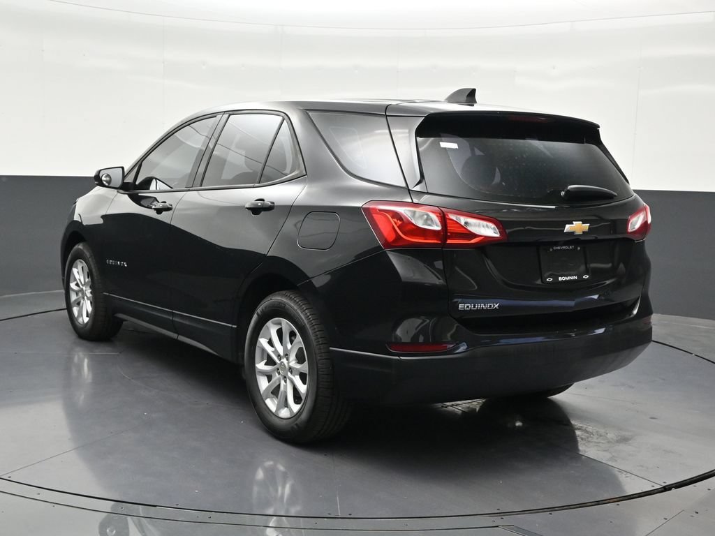 Used 2019 Chevrolet Equinox LS FWD image 3
