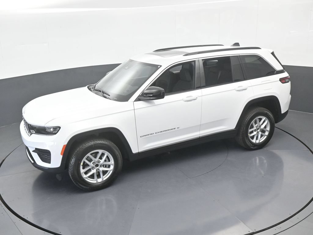 New 2026 Jeep Grand Cherokee Laredo X AWD/4WD image 44