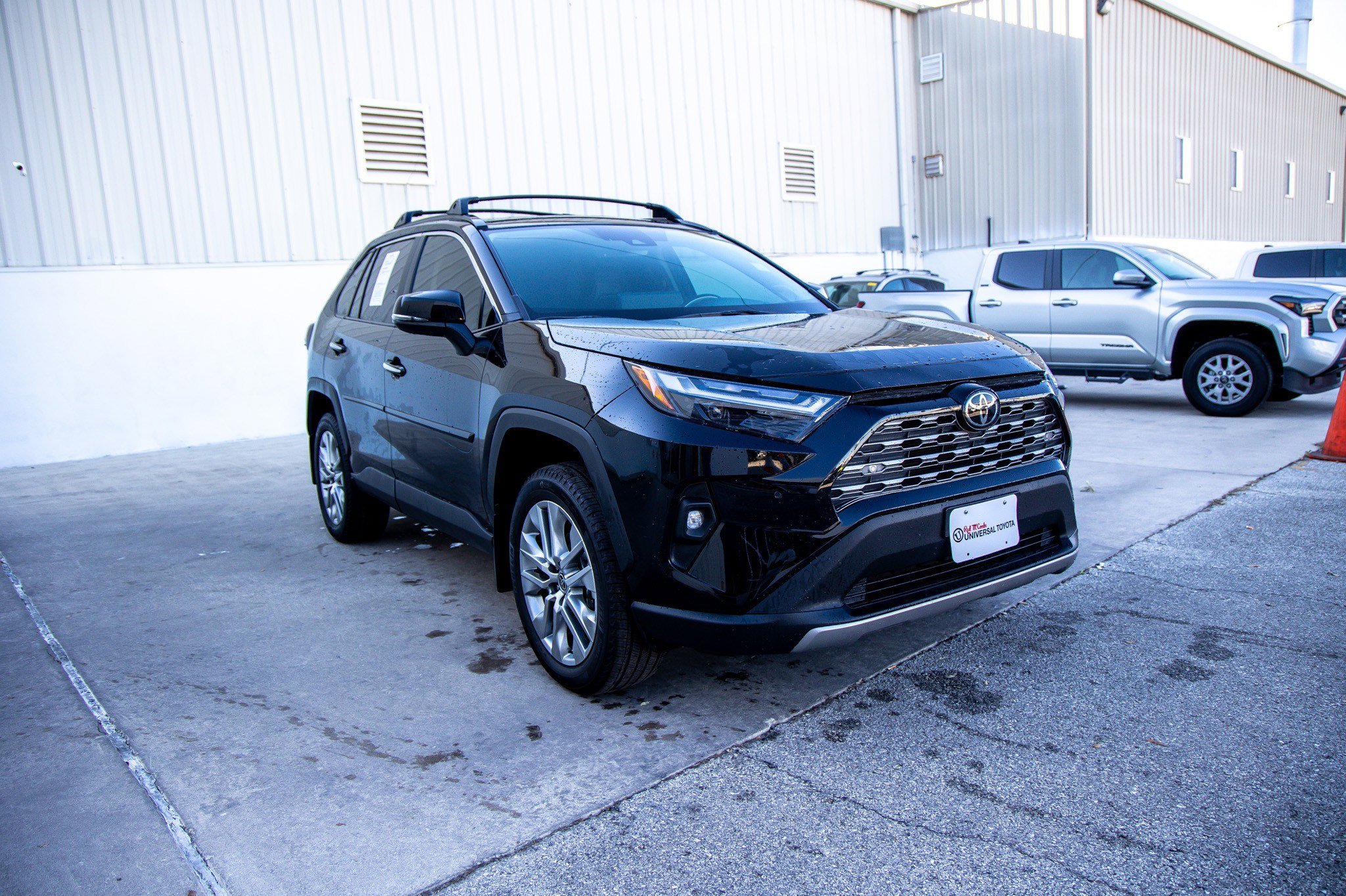 Used 2024 Toyota RAV4 Limited image 5