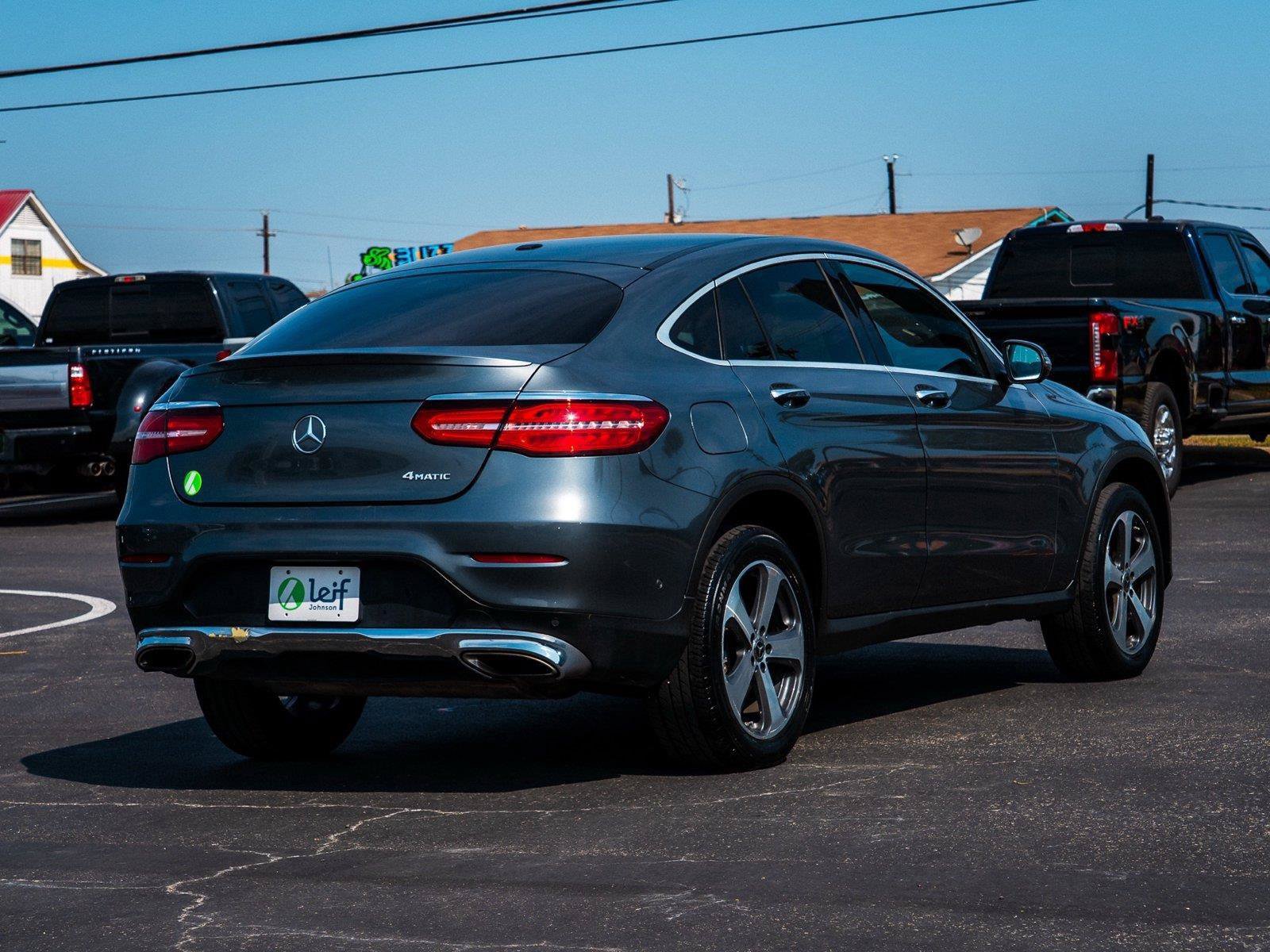 Used 2018 Mercedes-Benz GLC 300 4MATIC Coupe image 4