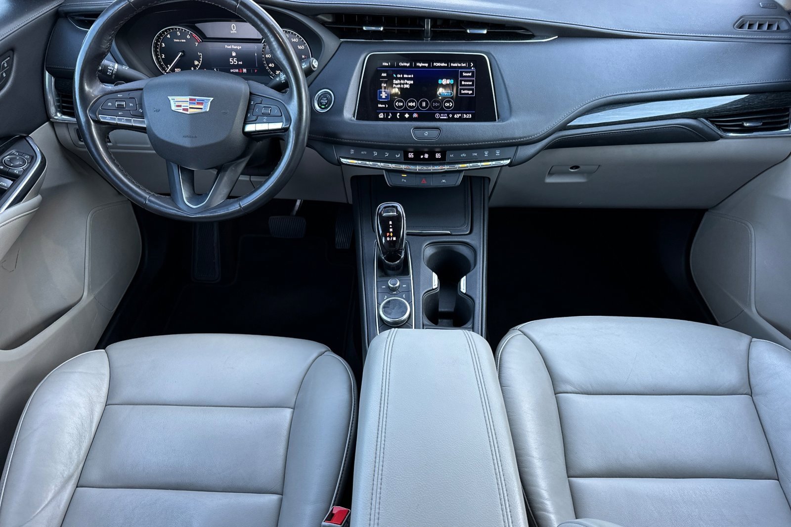 Used 2023 Cadillac XT4 Premium Luxury image 14