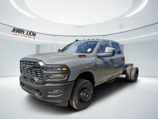 New 2026 RAM 3500 Tradesman AWD/4WD image 7