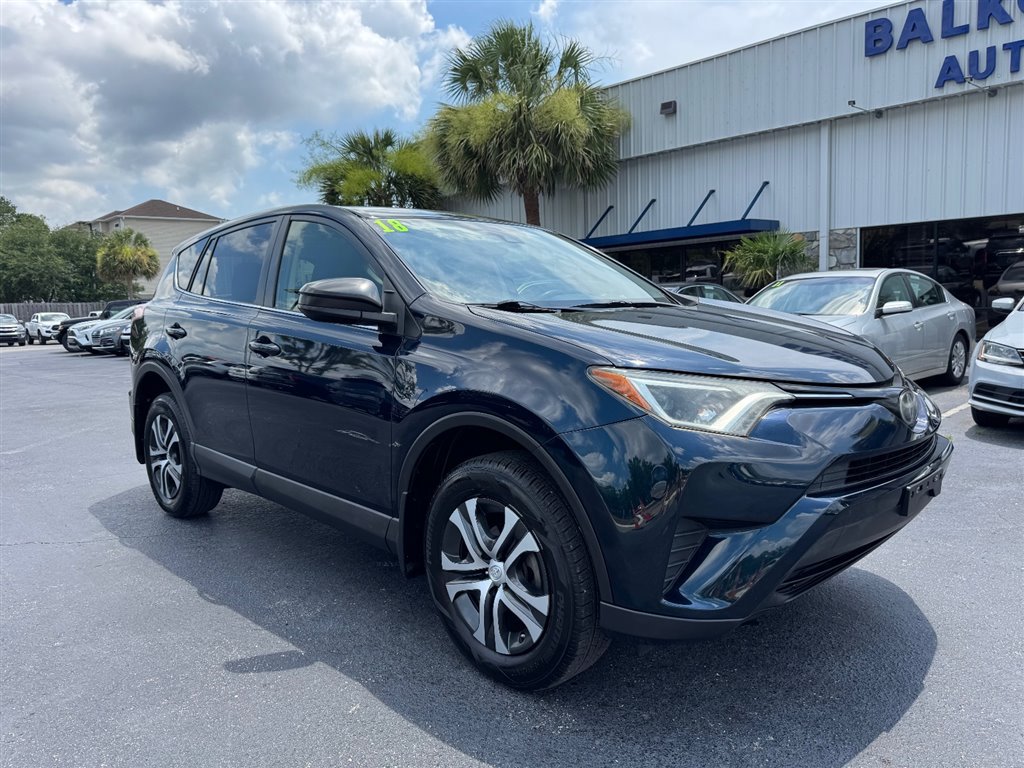 Used 2018 Toyota RAV4 LE w/ All Weather Liner Package AWD/4WD image 2