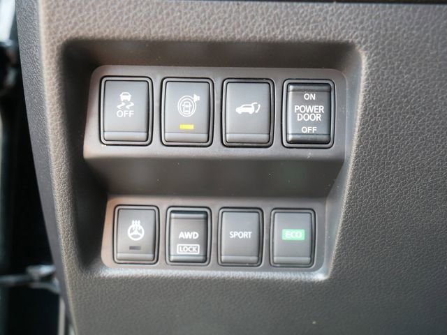 Used 2017 Nissan Rogue SV image 24