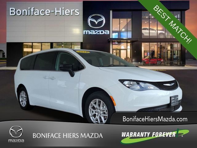 Used 2024 Chrysler Voyager LX image 1