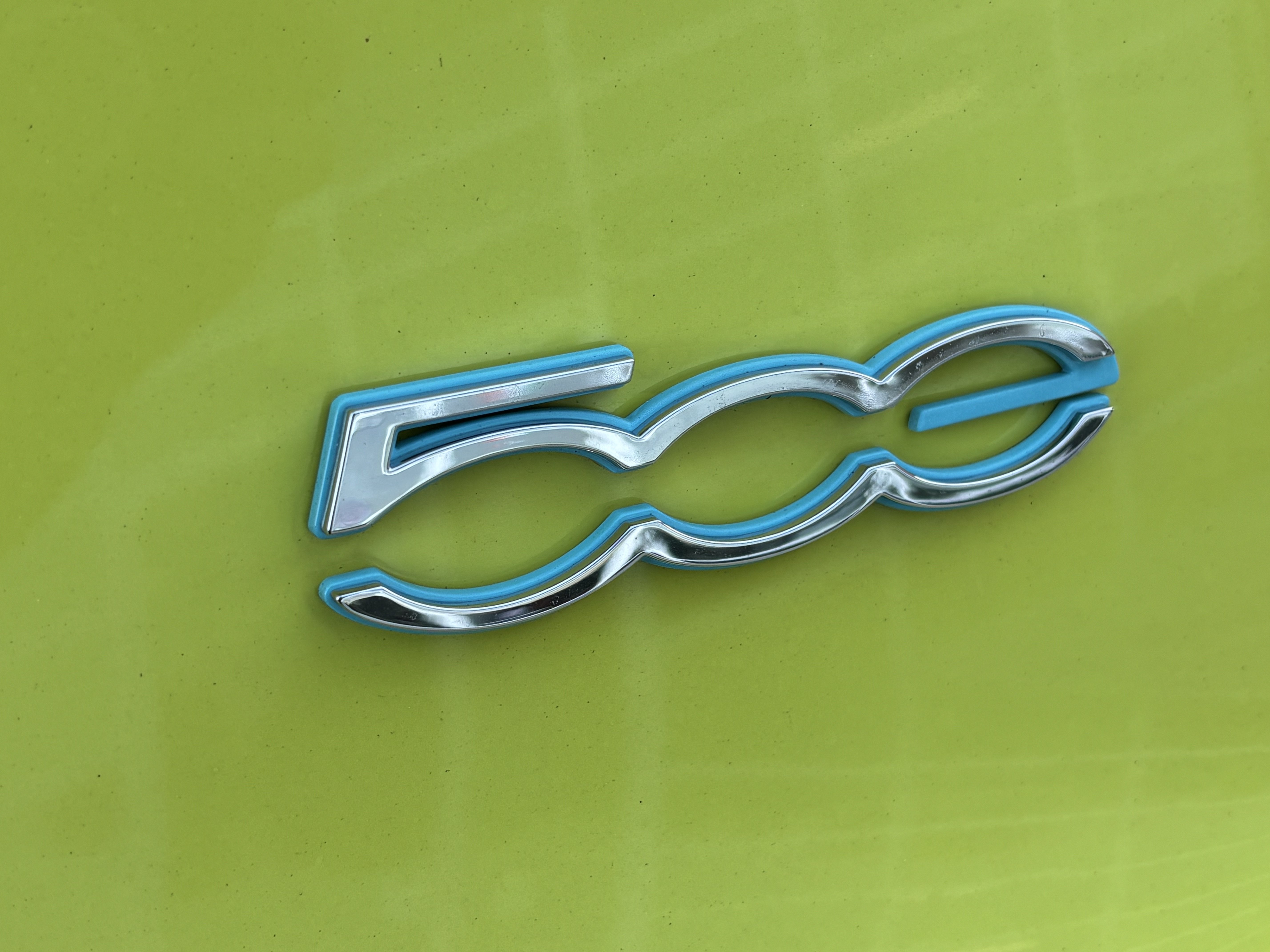 New 2026 FIAT 500 e w/ Comfort Group FWD image 13