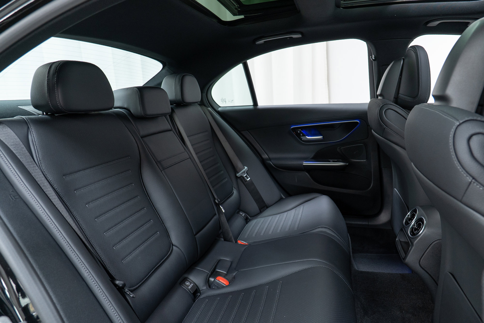 New 2026 Mercedes-Benz C 300 4MATIC Sedan image 24