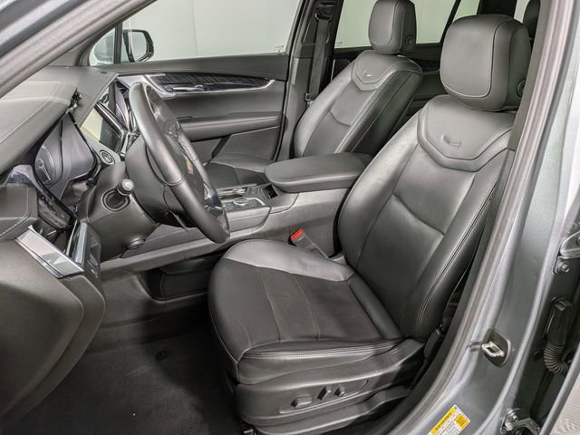 Used 2023 Cadillac XT6 Premium Luxury FWD image 16