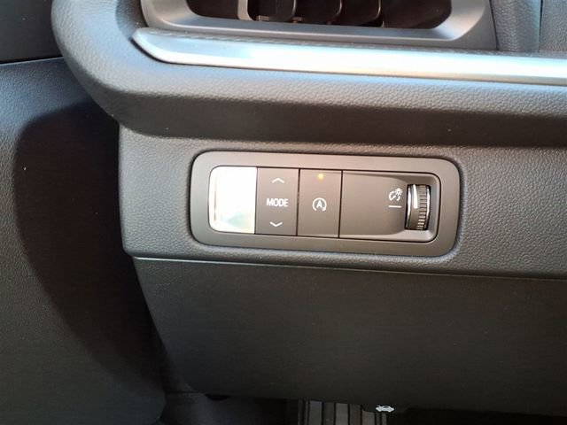 New 2026 Chevrolet Traverse LT w/ Sun and Wheel Package image 18