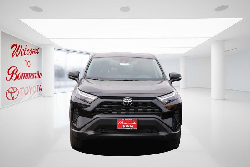 New 2025 Toyota RAV4 LE image 4