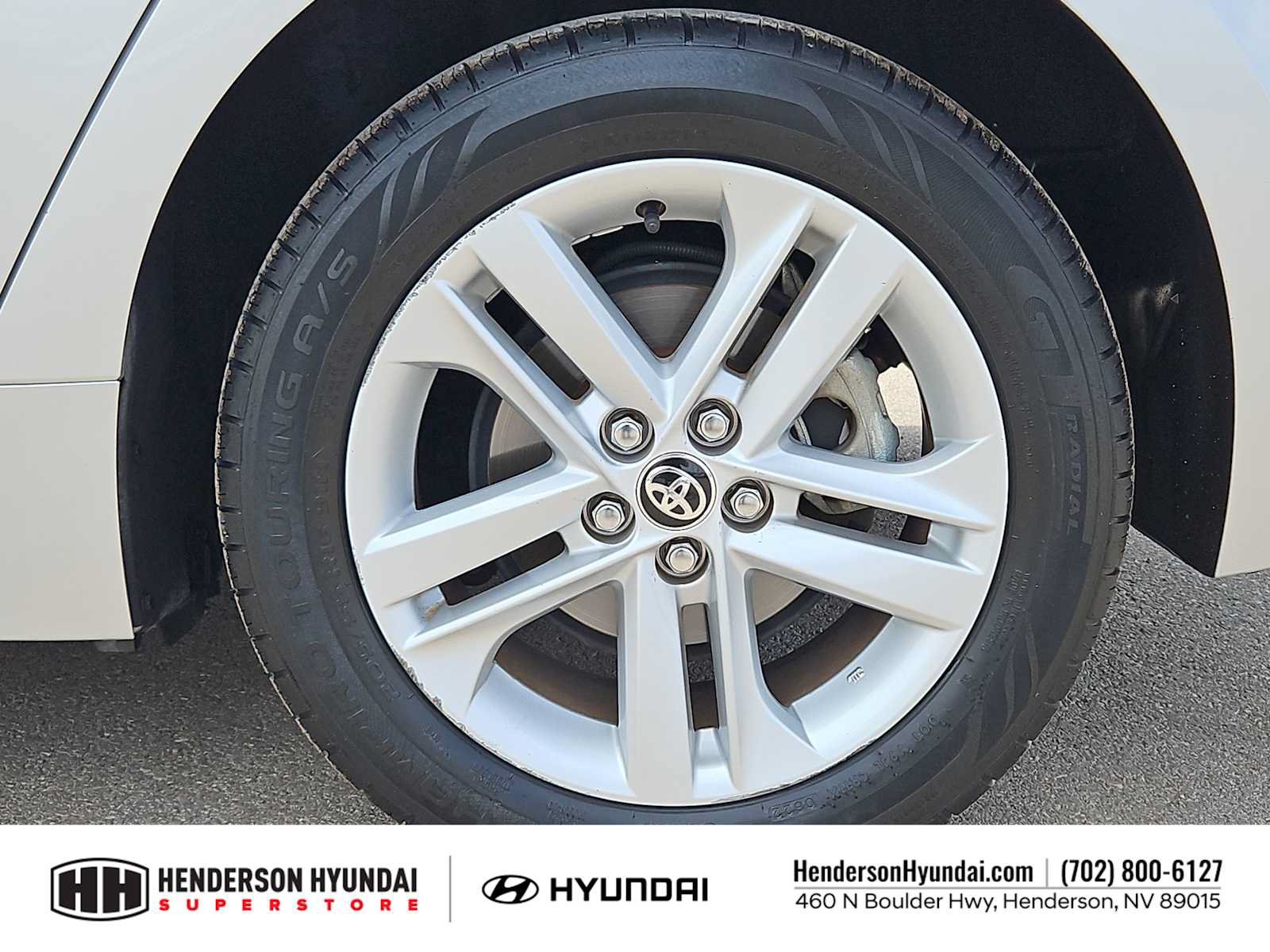 Used 2019 Toyota Corolla SE FWD image 13