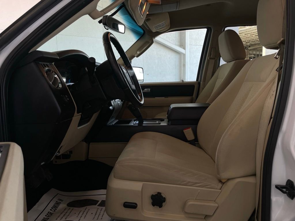 Used 2015 Ford Expedition XL image 12
