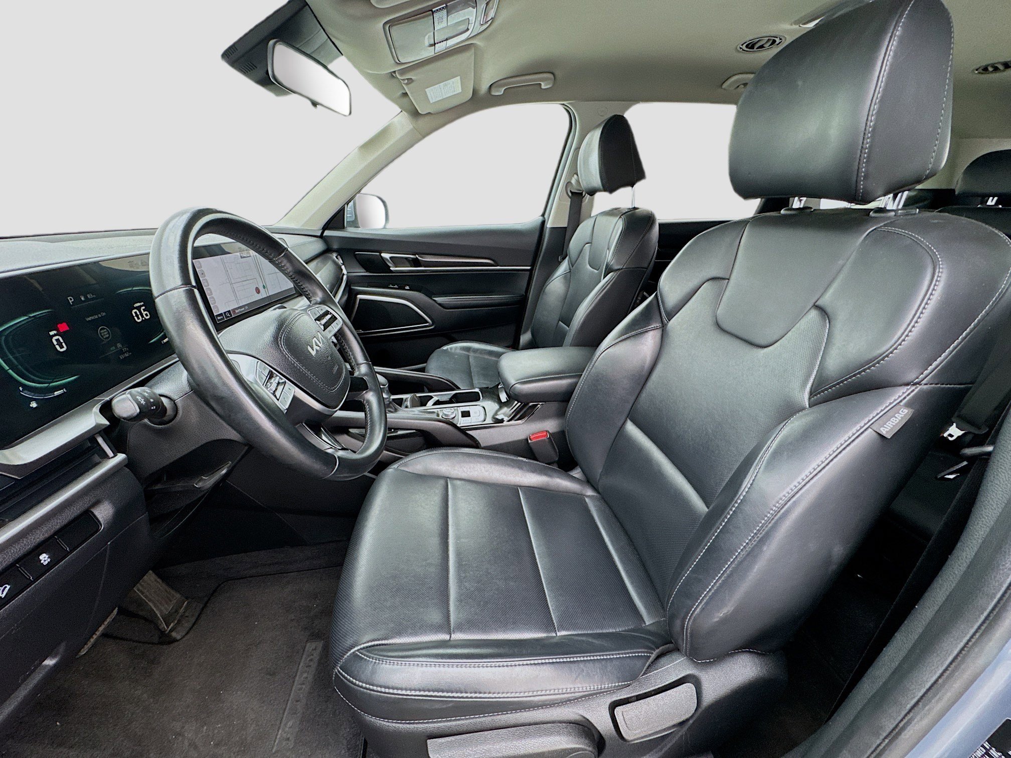 Used 2024 Kia Telluride LX FWD image 13