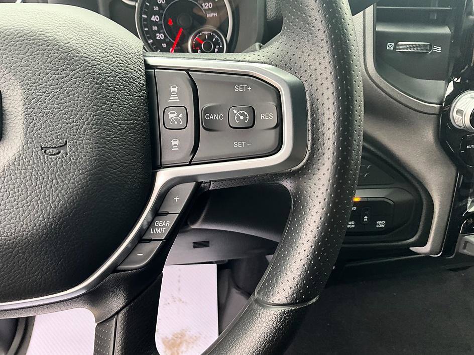 New 2026 RAM 2500 Tradesman AWD/4WD image 32