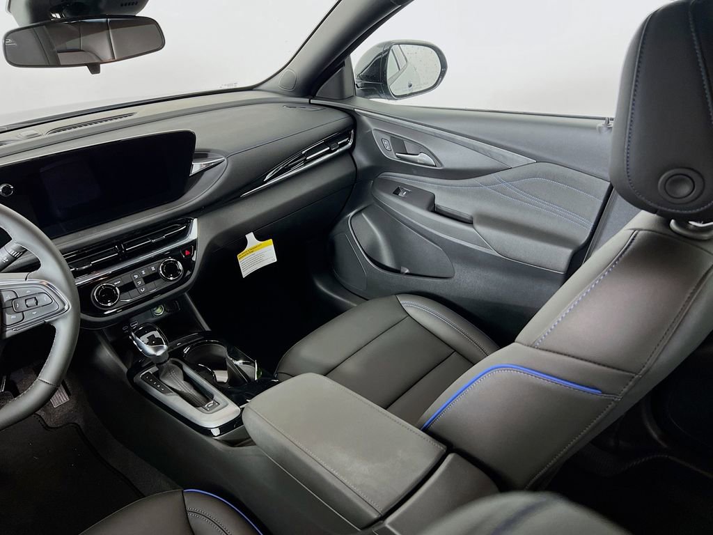New 2025 Buick Envista Sport Touring w/ Convenience II Package image 18