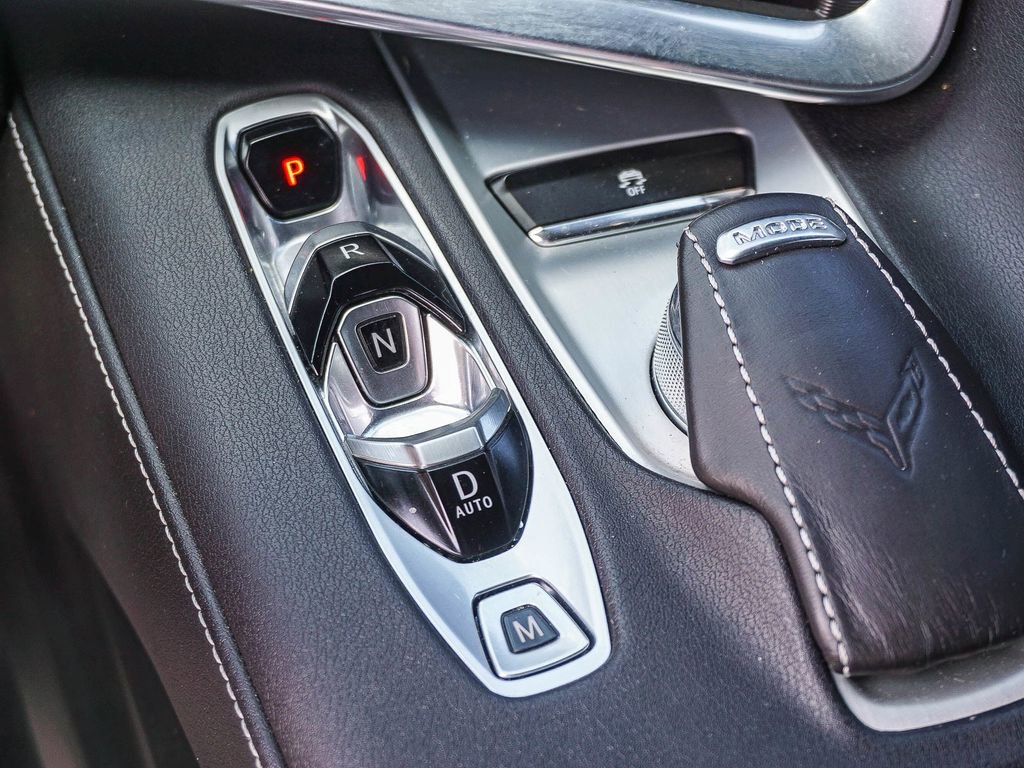 Used 2021 Chevrolet Corvette Stingray Coupe w/ Z51 Performance Package image 20