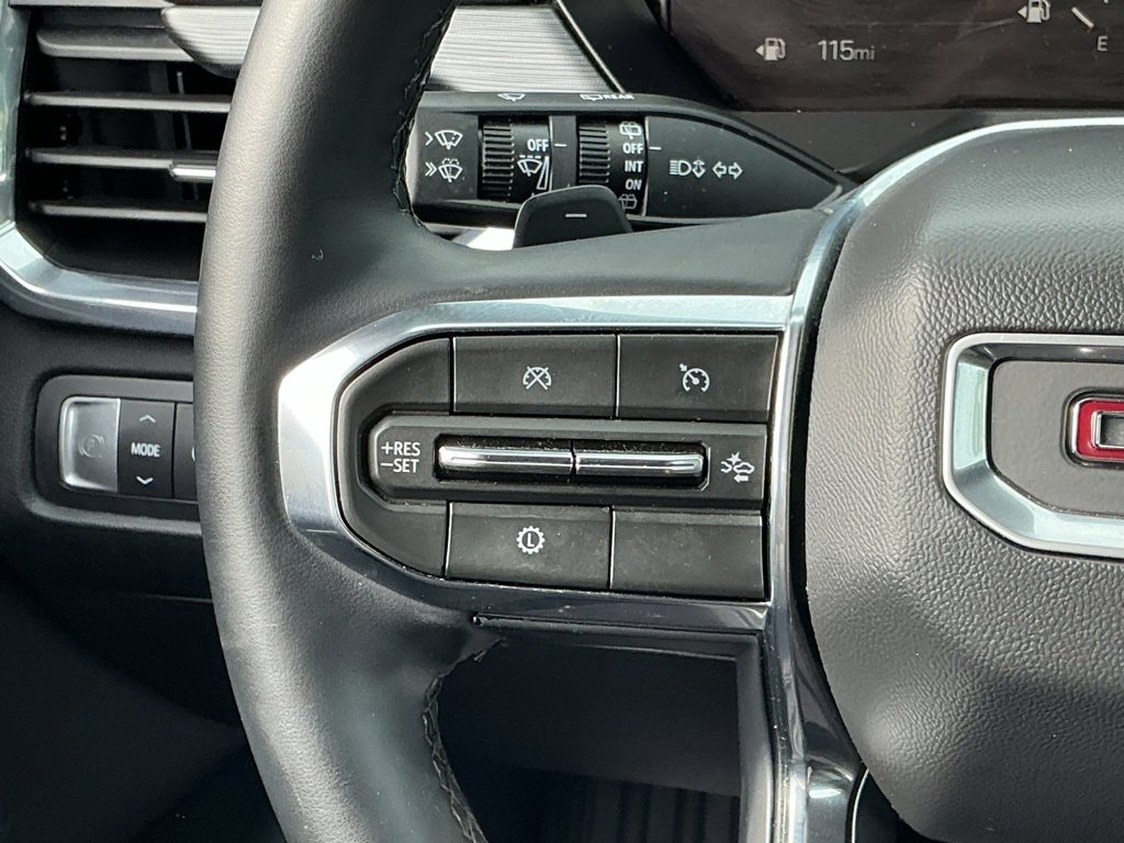 Used 2025 GMC Acadia Elevation image 39