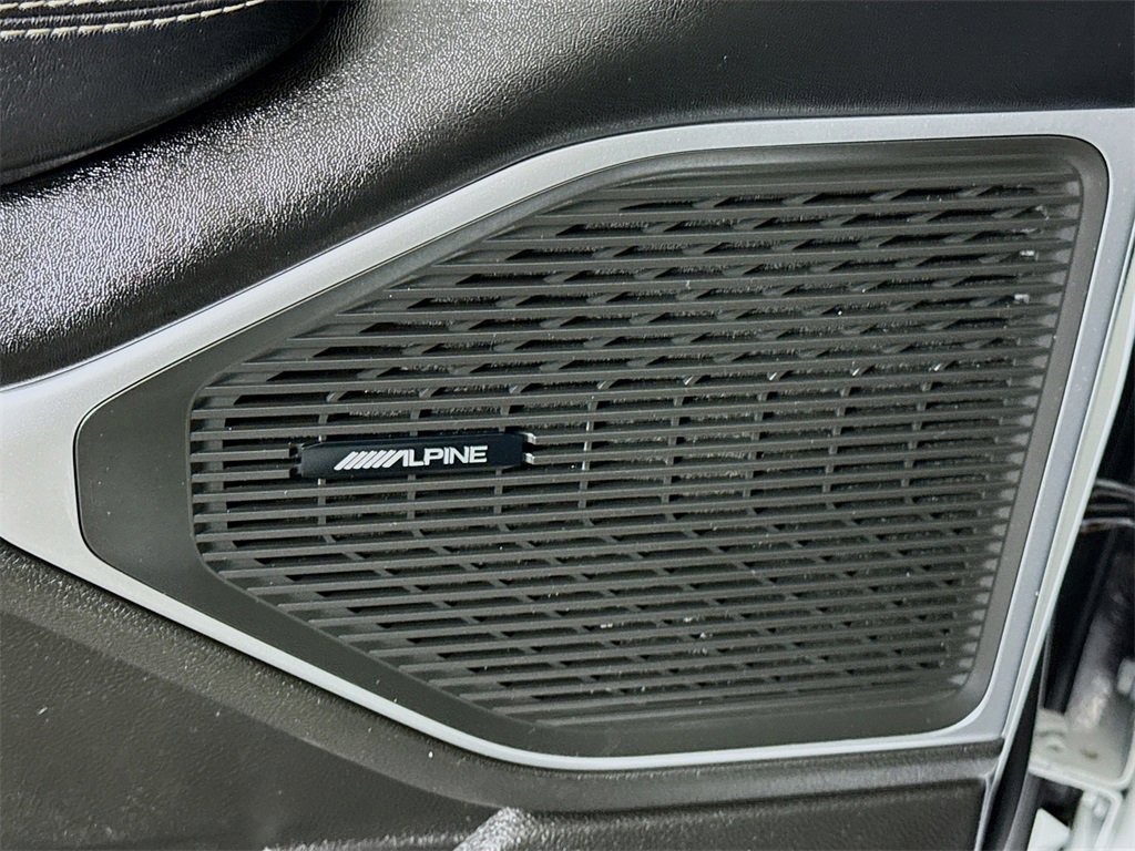 Used 2024 Jeep Wagoneer L Series II w/ Flexible Seating Group image 11