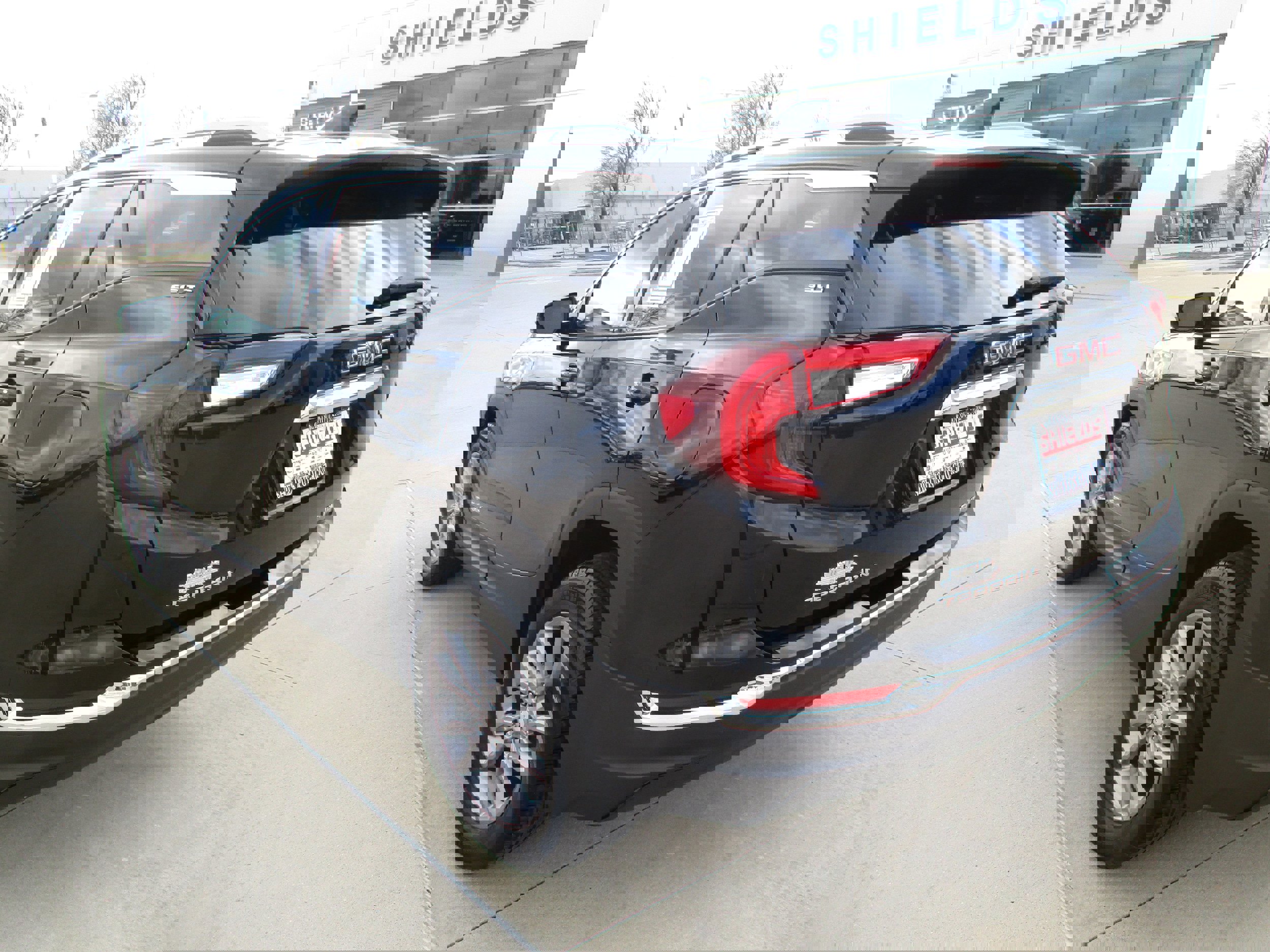 Used 2024 GMC Terrain SLT image 4