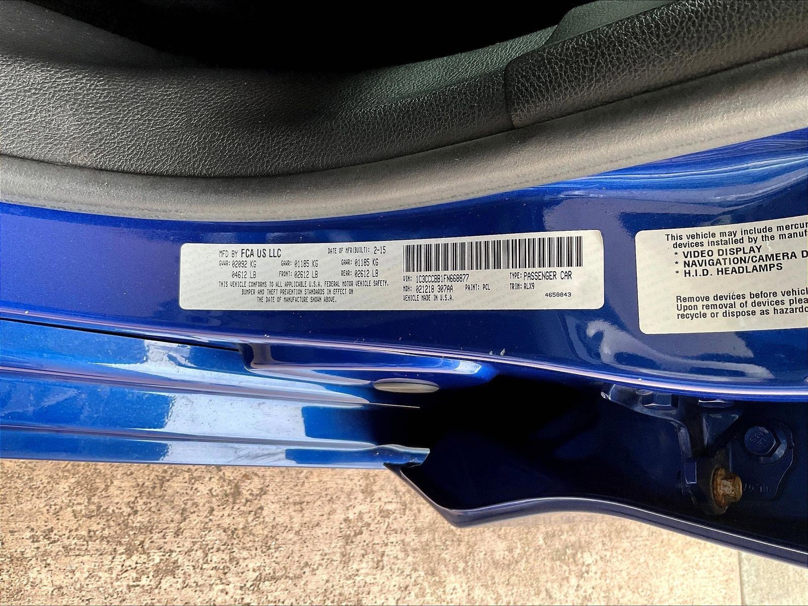 Used 2015 Chrysler 200 S w/ Comfort Group FWD image 18