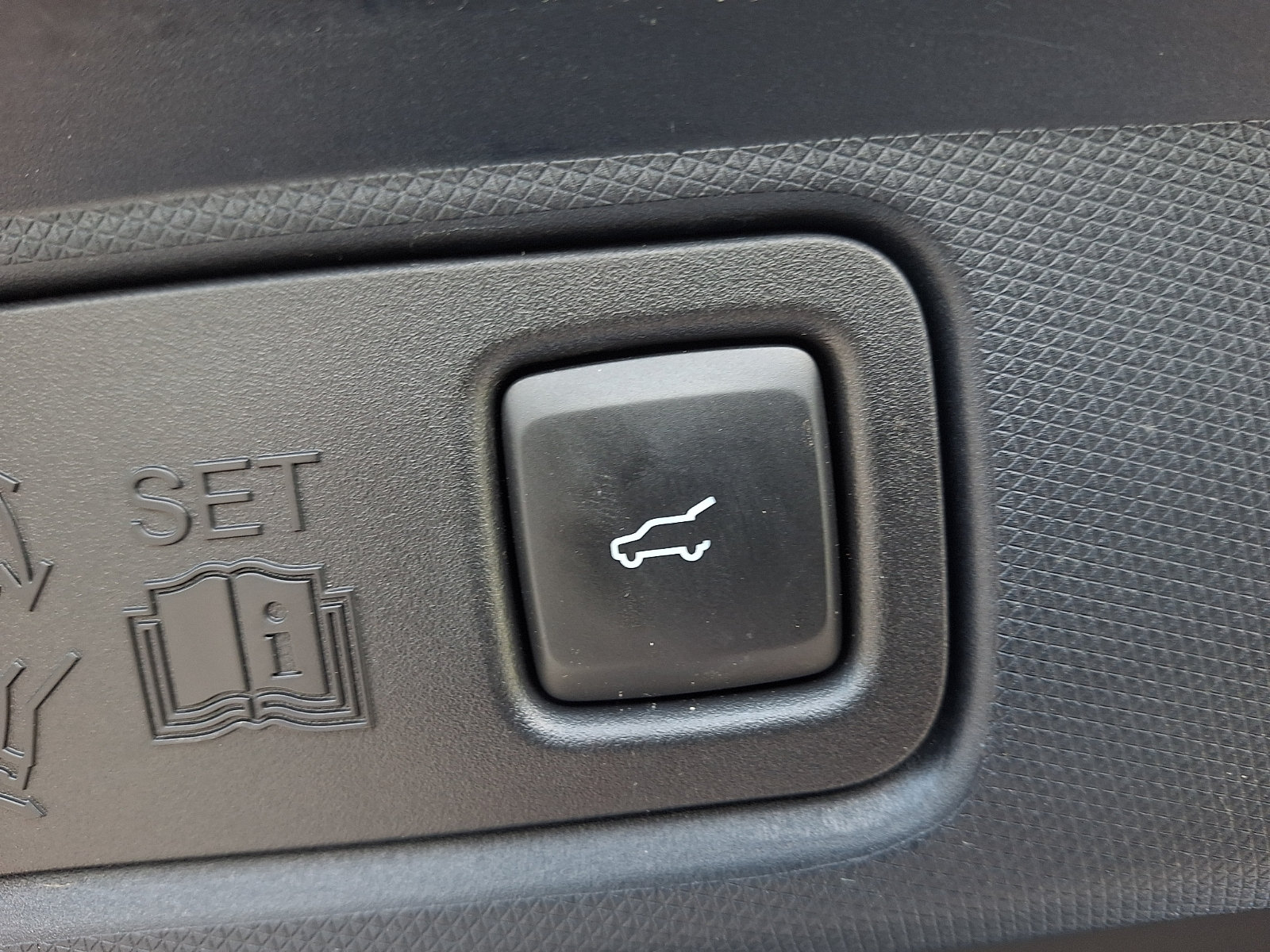 Used 2022 Ford Mustang Mach-E GT AWD/4WD image 30