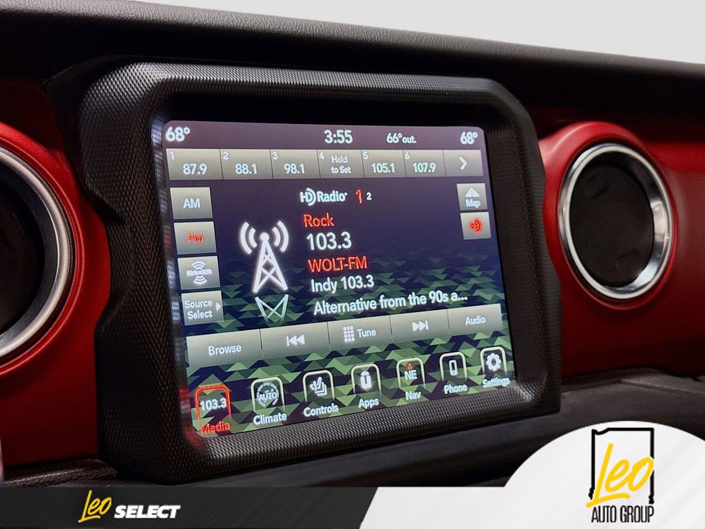 Used 2021 Jeep Gladiator Rubicon w/ Dual Top Group AWD/4WD image 15