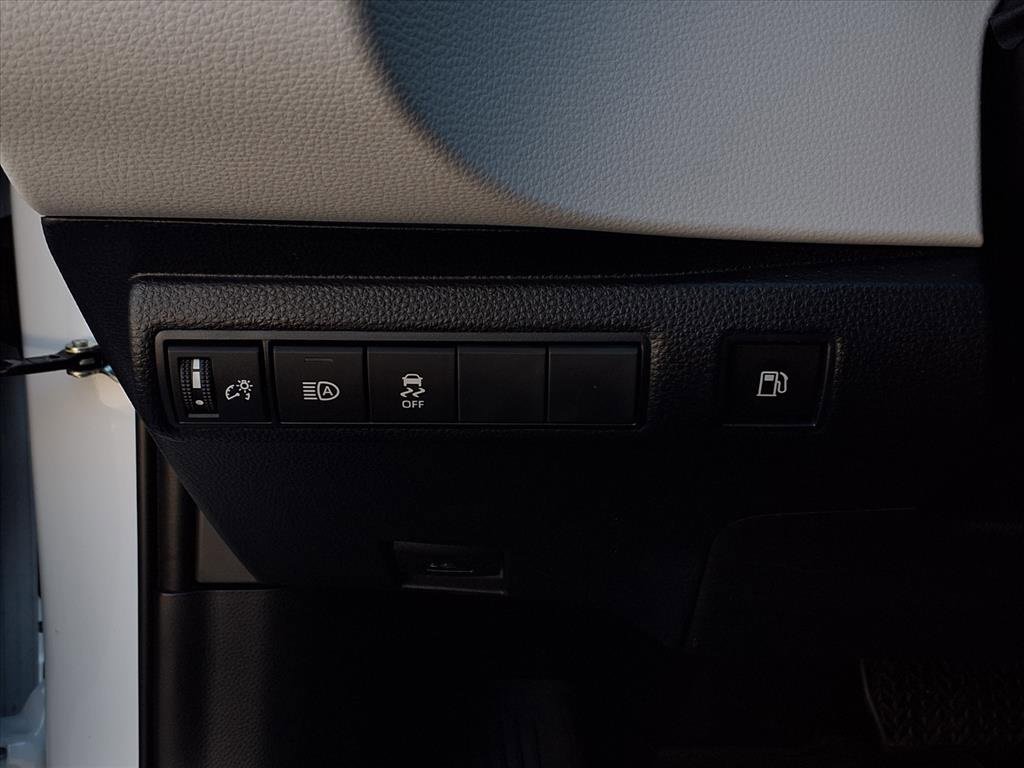 Certified 2025 Toyota Corolla SE image 14