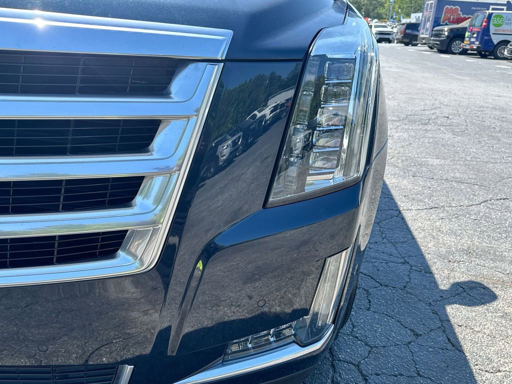 Used 2017 Cadillac Escalade Premium Luxury image 10