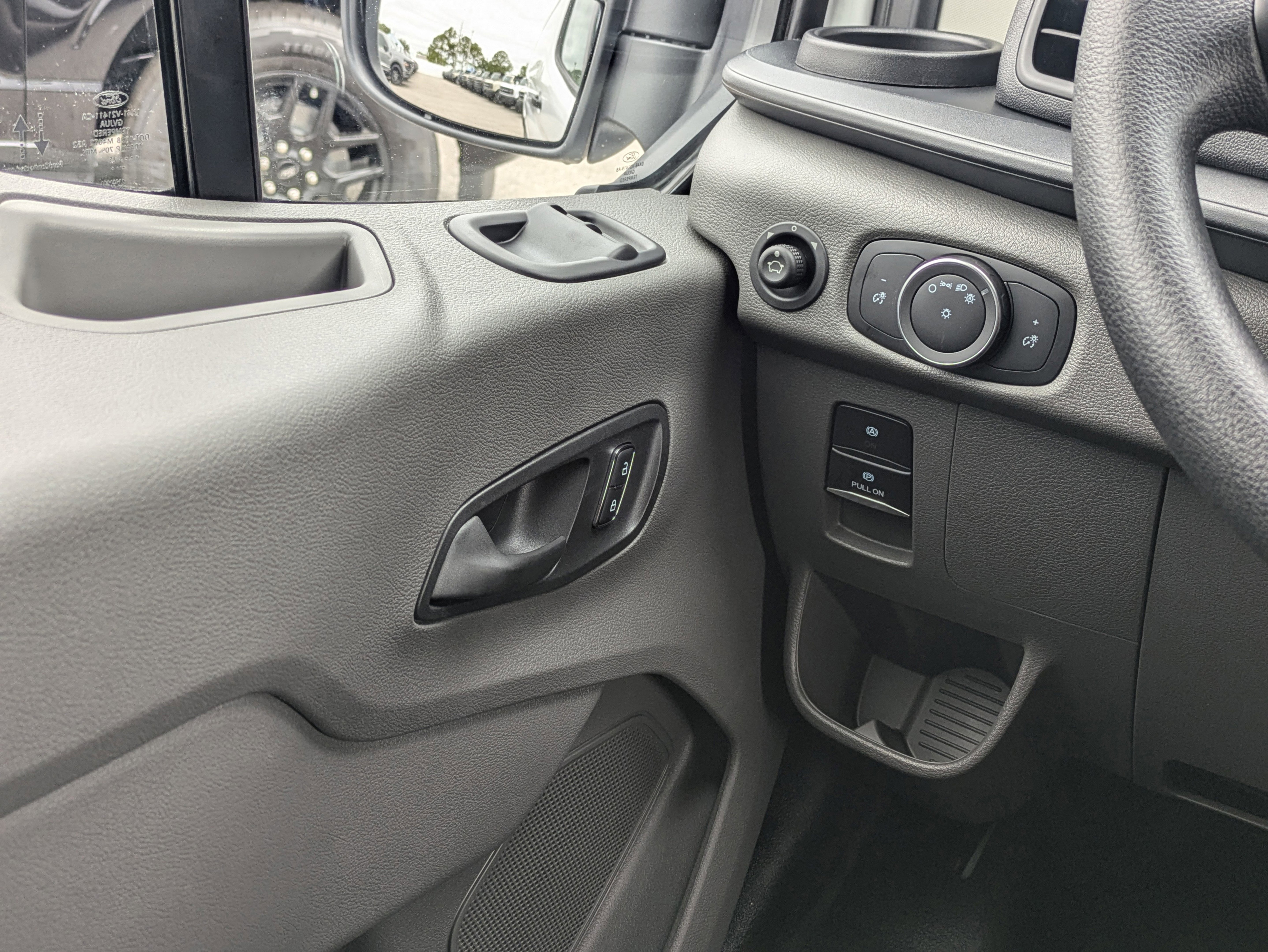 New 2025 Ford Transit 150 Low Roof RWD image 23