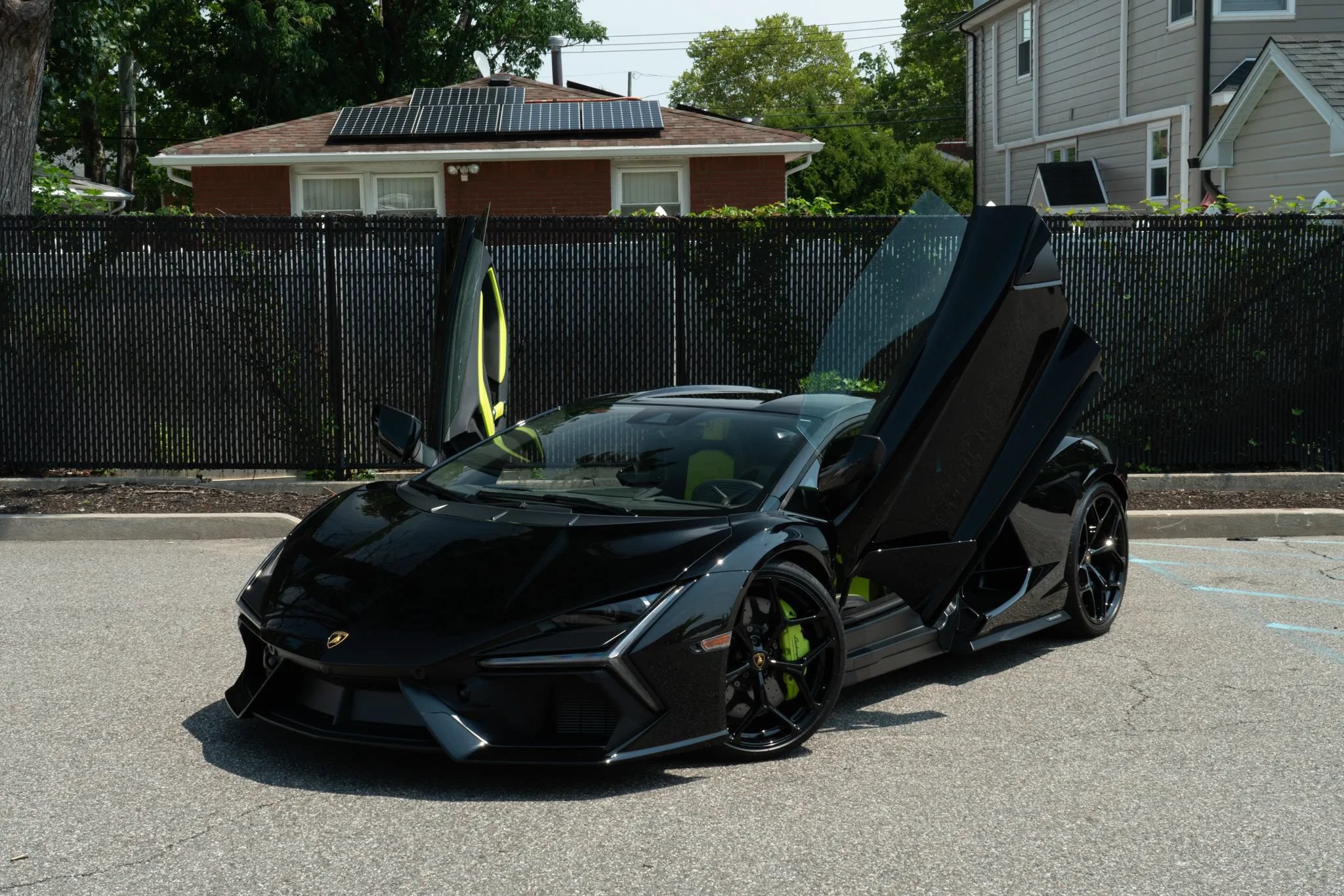 Used 2024 Lamborghini Revuelto AWD/4WD image 29
