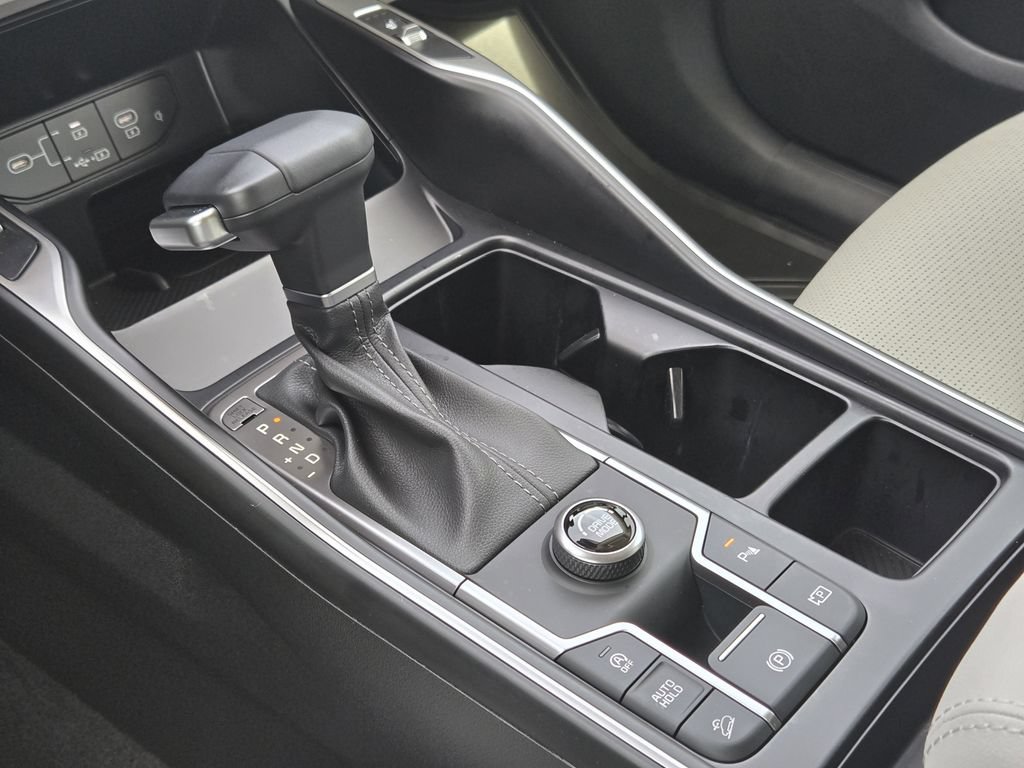 New 2025 Kia Sorento S w/ Panoramic Sunroof Package FWD image 17