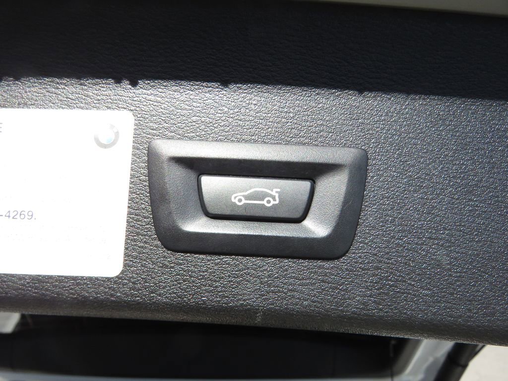 Used 2018 BMW X1 xDrive28i image 18