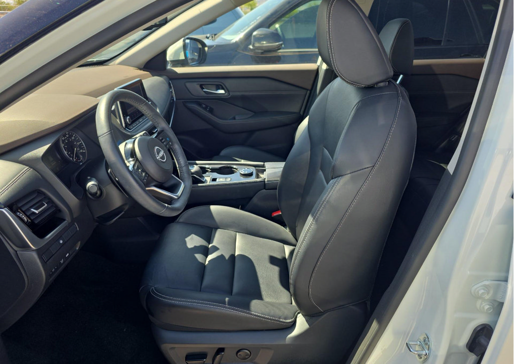 Used 2023 Nissan Rogue SL AWD/4WD image 12